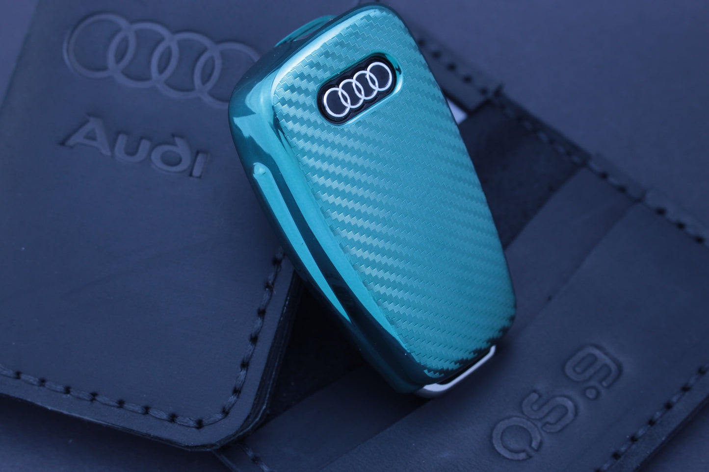 AUDI Type - A Karbon Zielony