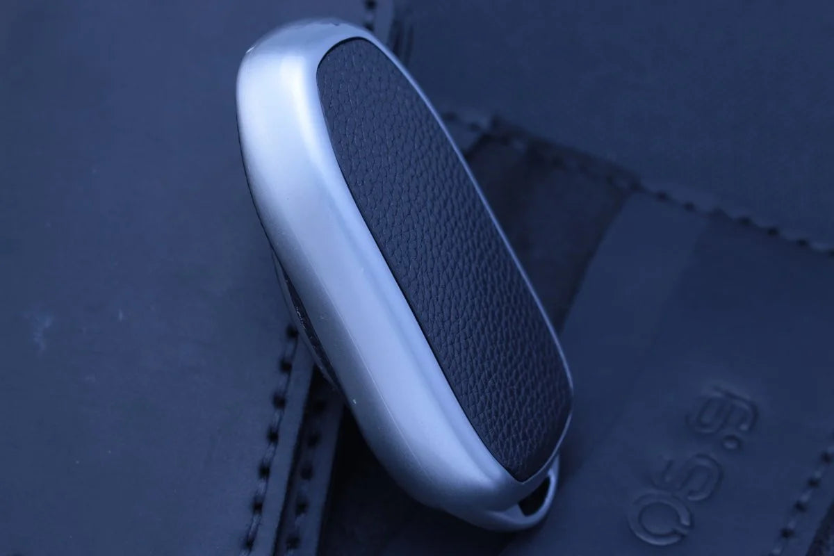 Tesla Type - C Plastik Biały