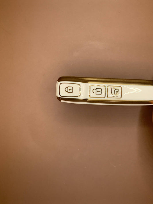 Kia Type - O  Silikon Biały