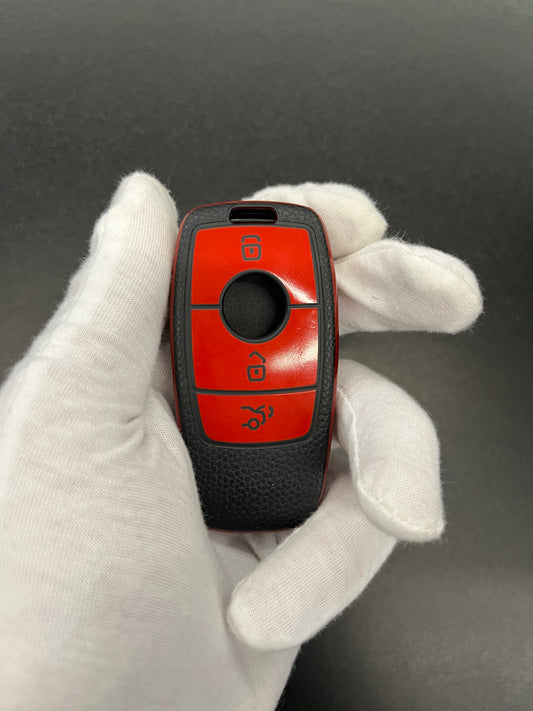 Mercedes Type - C Plastikowy Czerwony